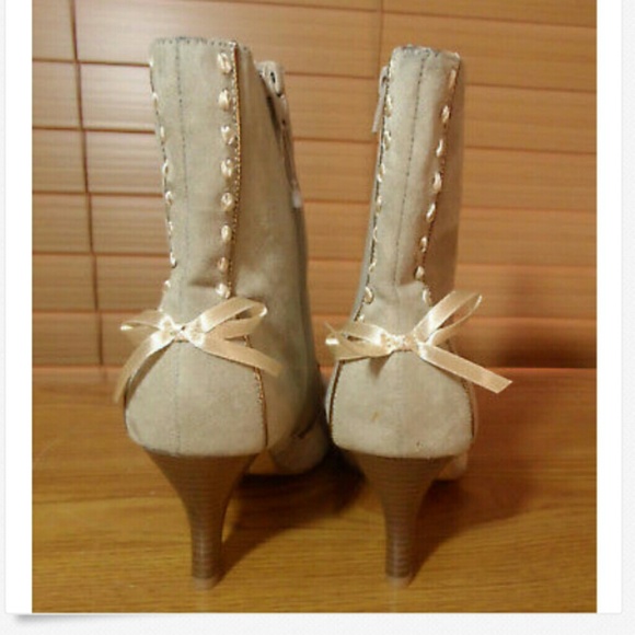 PREDICTIONS Heeled Boots with Bows 9 Light brown - Picture 4 of 8